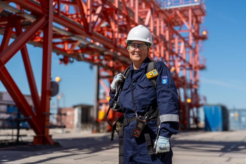 ҚАШАҒАН – ТЕҢІЗ, ҚАРА АЛТЫН ЖӘНЕ МАМАНДАР 13 DOS06810