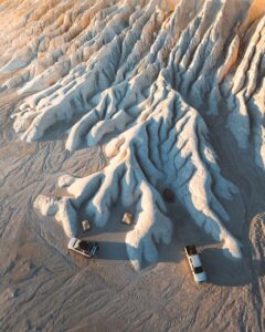 Маңғыстау әлем назарында: The Washington Post Бозжыра мен Торышты дәріптеді 4 туризм 2 240x300 1