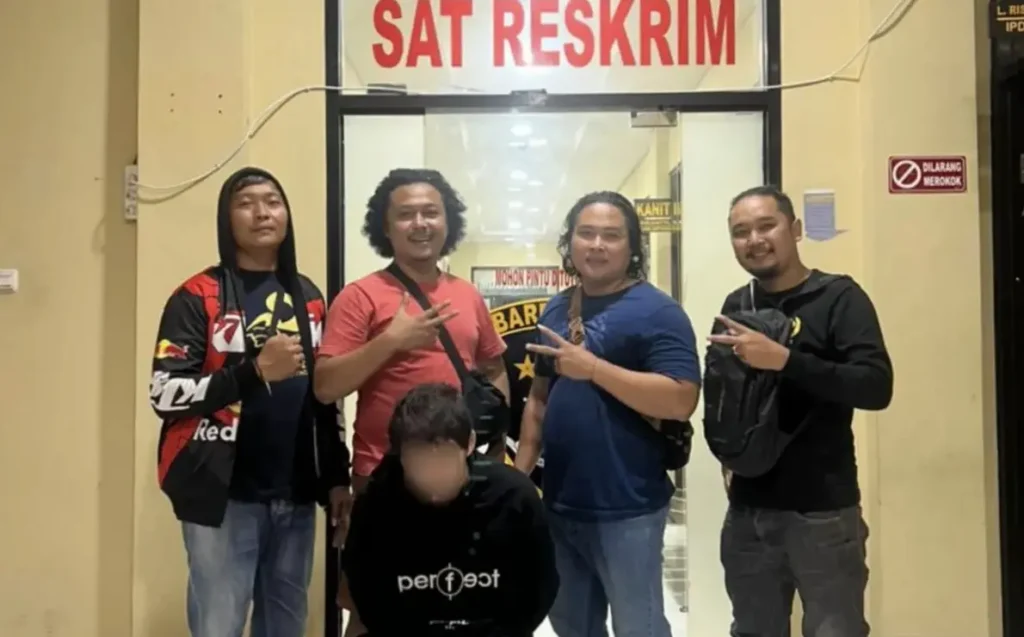 Индонезия полициясының Атыраудан барған ерлі-зайыптының ұсталуына қатысты түсініктемесі Индонезия супруги 4 1024x637 1