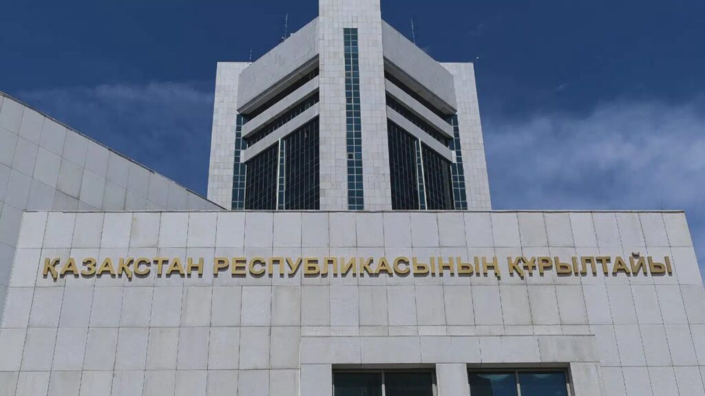 Құрылтайда мәслихаттармен өзара іс-қимыл жөніндегі кеңес құрылды